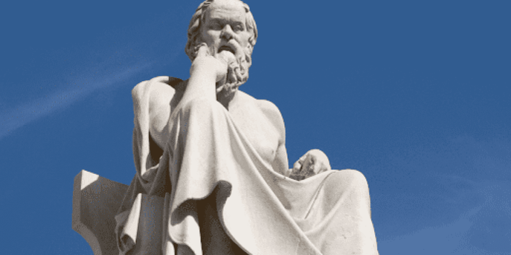 imagem de estátua de filósofo grego